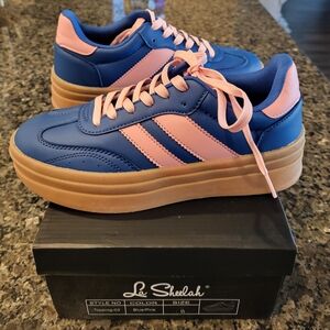 Women's Blue and Pink Sneakers